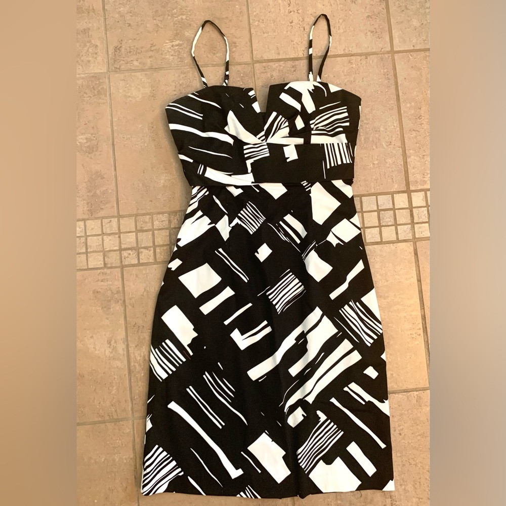 White House Black Market Black and White Strapless Geometric Sheath Dress
